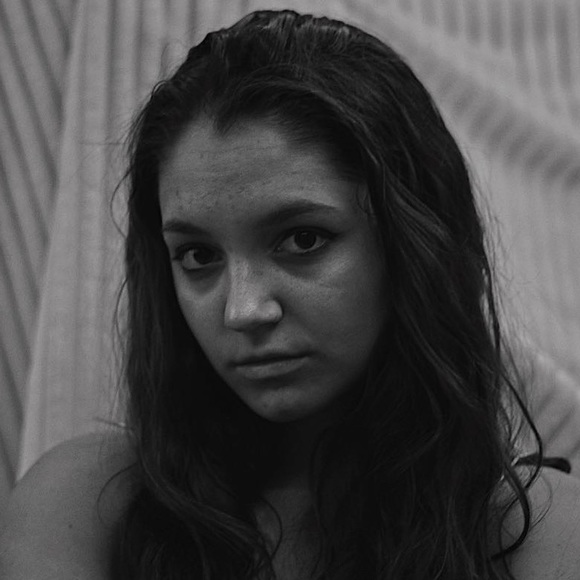 Meet your Posher, Emma - Picture 1 of 1